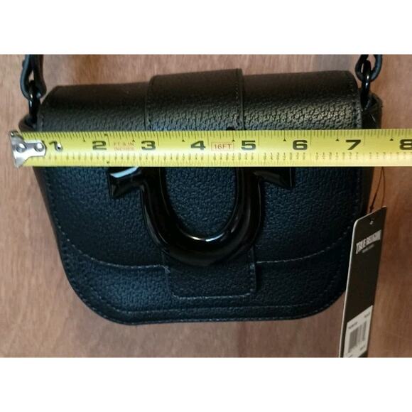 New True Religion Crossbody Shoulder Purse Bag Black Wide Adjustable Logo Strap - Picture 8 of 15
